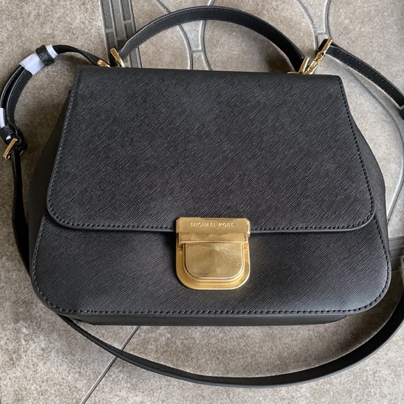 Michael Kors Bridgette MD TH Messenger Black - Picture 16 of 16